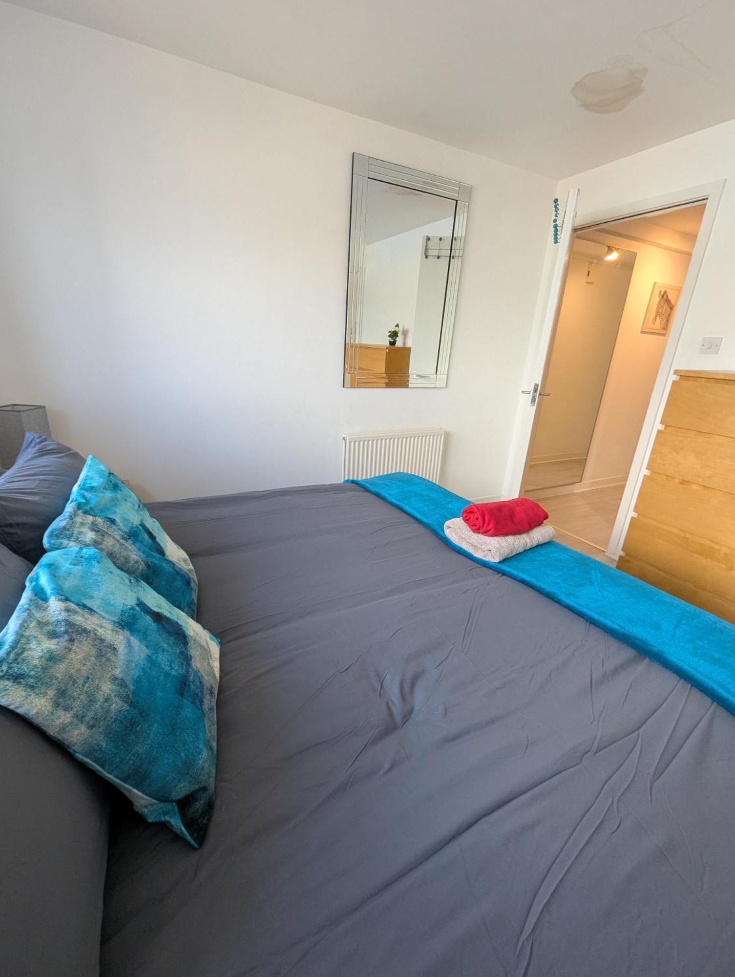 Glasgow City Centre Waterfront Apartment Exterior foto